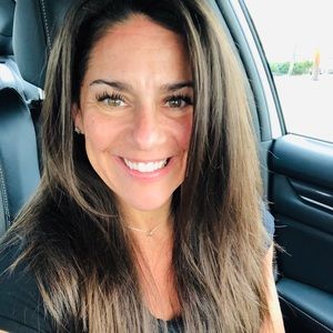 Meet your Posher, April